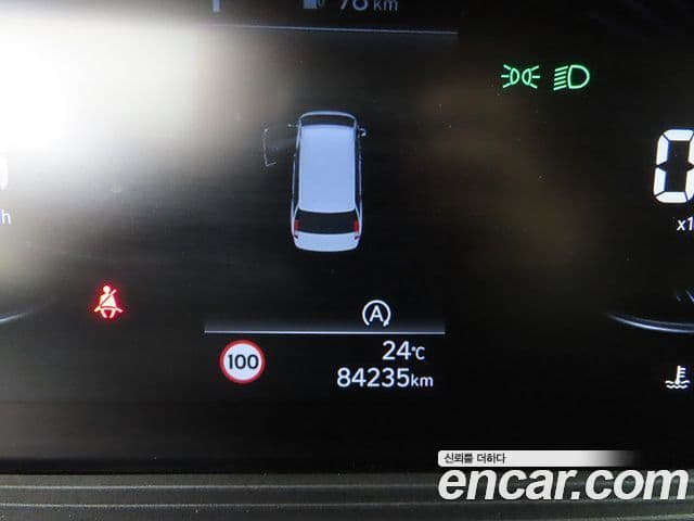 Hyundai Staria 2022 — фото 8 из 20