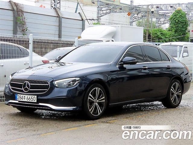 Mercedes-Benz E-Class 2021 — фото 1 из 10