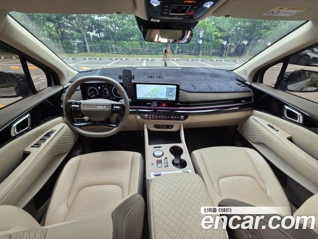 Kia Carnival 2025 — ფოტო 10/16