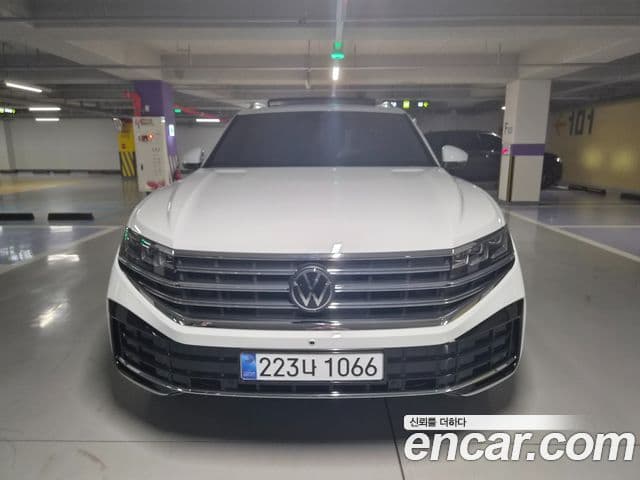 Volkswagen Touareg 2026 — ფოტო 2/15