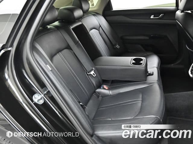 Kia K5 2022 — Şəkil 11/20