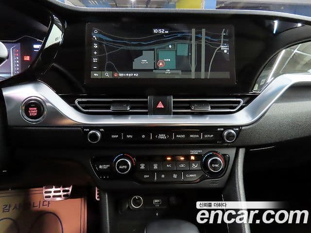 Kia Niro 2020 — Şəkil 13/19