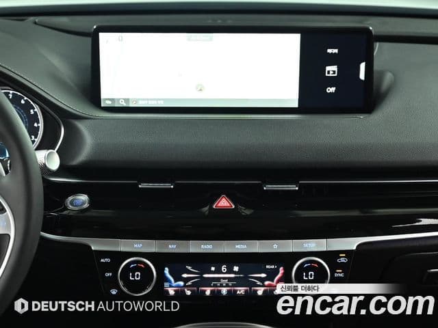 Genesis Electrified G80 2023 — ფოტო 13/20