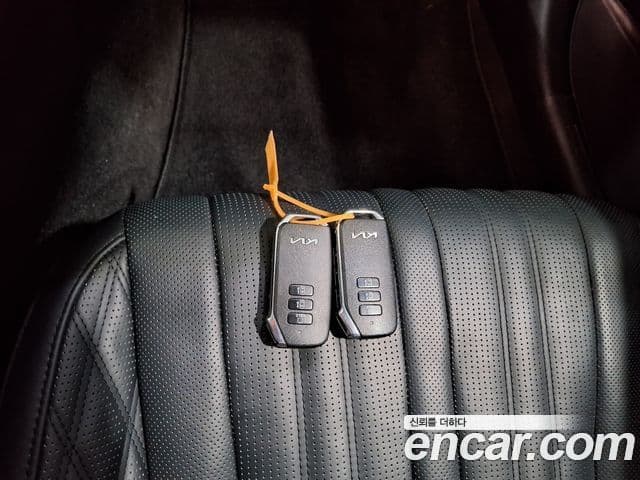 Kia K8 2022 — Şəkil 15/20