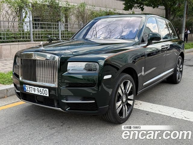 Rolls-Royce Cullinan 2023 — ფოტო 9/18