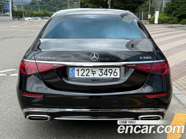 Mercedes-Benz S-Class 2023 — Photo 4/19