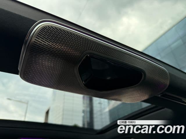 Mercedes-Benz S-Class 2023 — Photo 5/19
