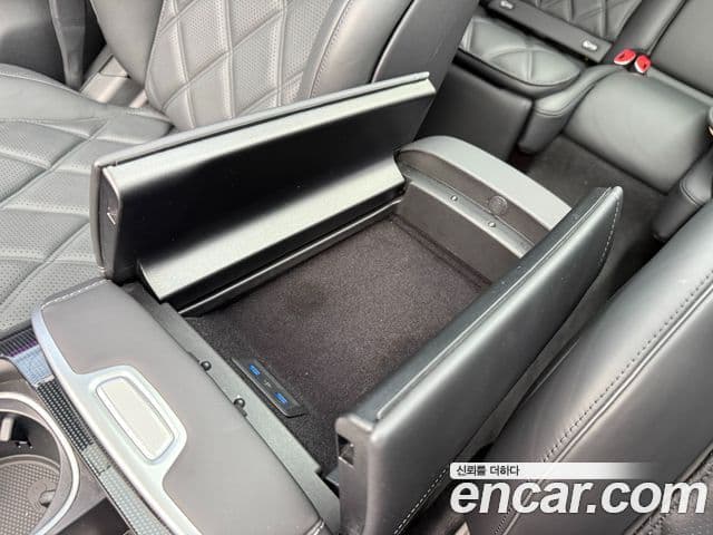 Mercedes-Benz S-Class 2023 — Photo 1/19