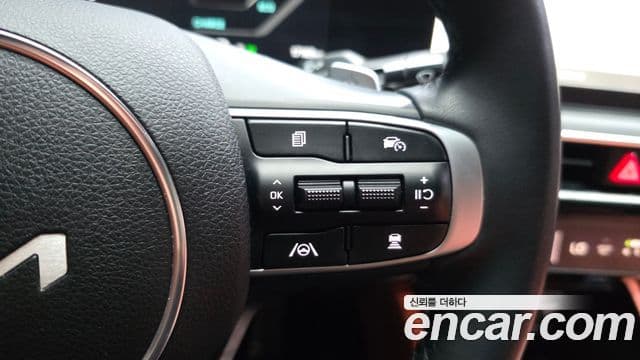 Kia K5 2024 — ფოტო 19/20