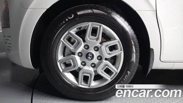 Hyundai Staria 2025 — ფოტო 5/20