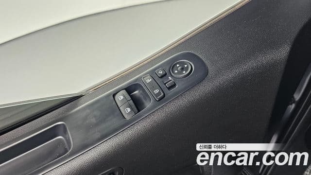 Hyundai Staria 2021 — Şəkil 19/20