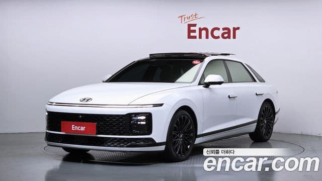 Hyundai Grandeur 2023 — ფოტო 10/20