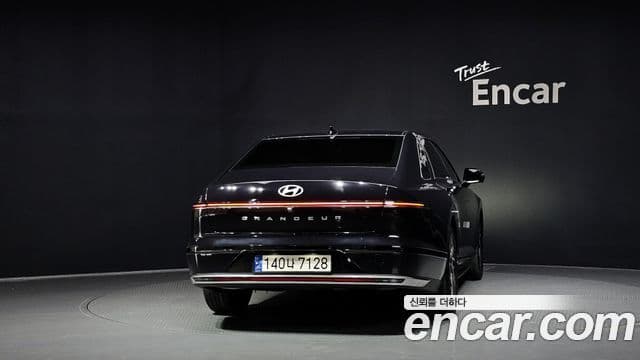 Hyundai Grandeur 2023 — Şəkil 4/20