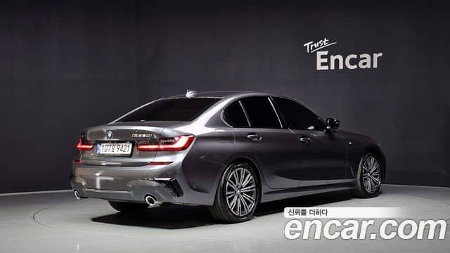 BMW 3 Series, 2021