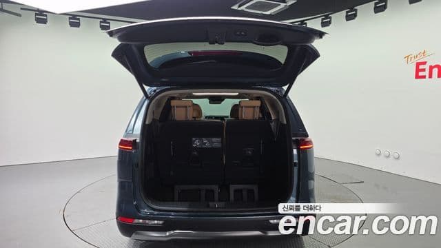 Kia Carnival 2022 — Фото 20/20