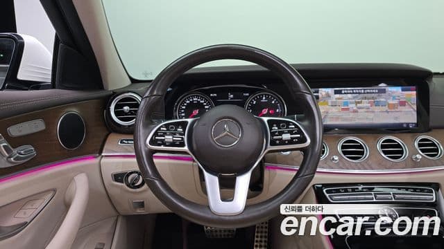 Mercedes-Benz E-Class 2019 — Şəkil 12/20