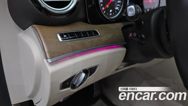 Mercedes-Benz E-Class 2019 — Şəkil 16/20