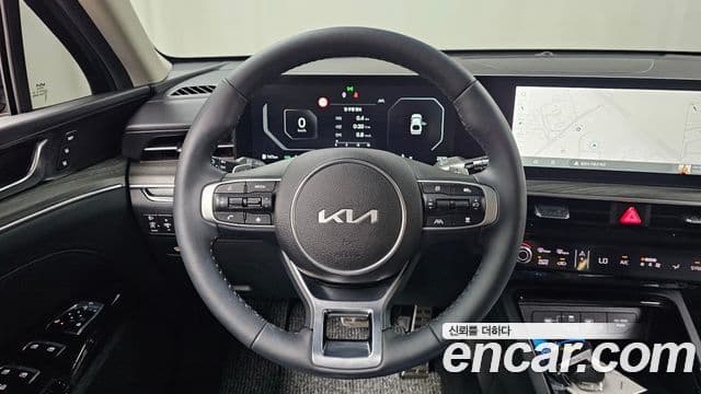 Kia K5 2025 — ფოტო 13/20