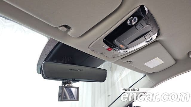 Kia K5 2025 — фото 17 из 20