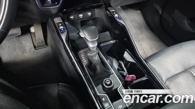 Kia Sorento 2021 — ფოტო 7/20