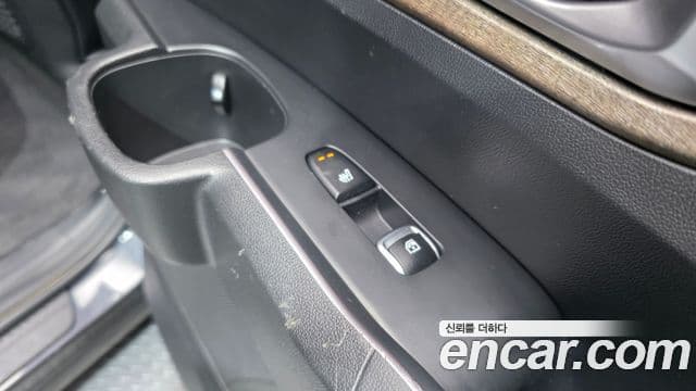 Kia Sorento 2021 — ფოტო 19/20
