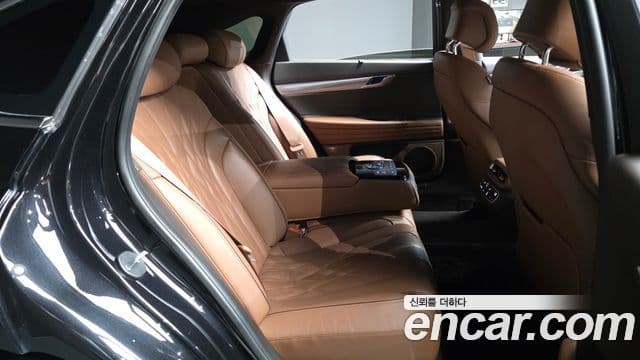 Genesis Electrified G80 2021 — фото 12 из 20