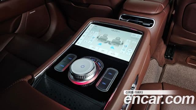 Genesis G90 2022 — Şəkil 19/20