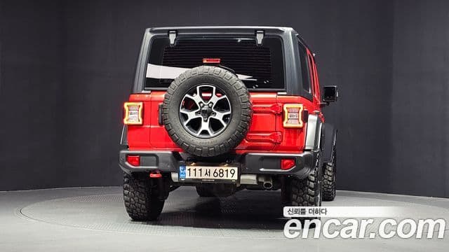 Jeep Wrangler 2022 — ფოტო 4/20