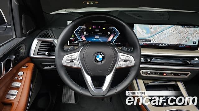 BMW X7 2025 — фото 12 из 20