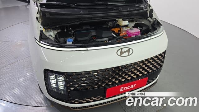Hyundai Staria 2025 — фото 6 из 20