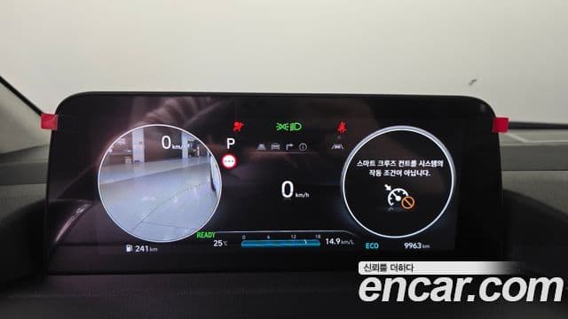 Hyundai Staria 2025 — фото 8 из 20