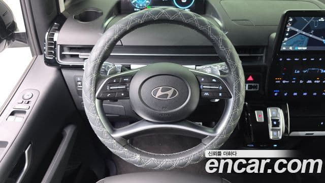Hyundai Staria 2025 — фото 13 из 20