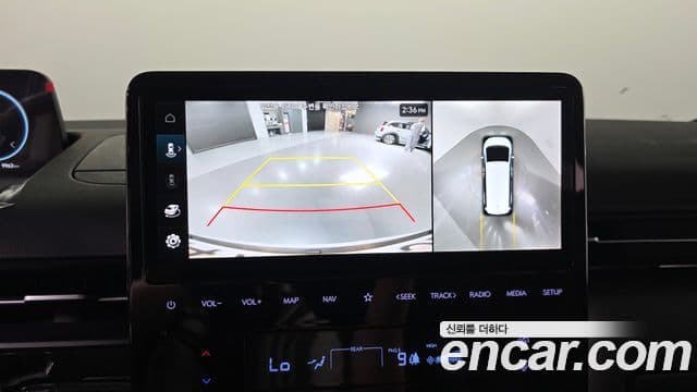 Hyundai Staria 2025 — фото 15 из 20