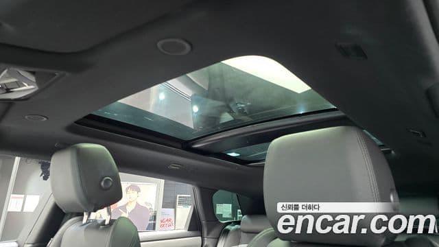Land Rover Range Rover Evoque 2025 — ფოტო 19/20