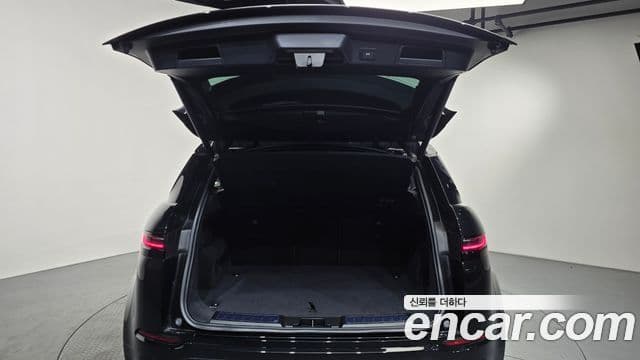 Land Rover Range Rover Evoque 2025 — Photo 22/35