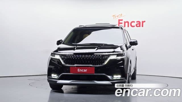 Kia Carnival 2023 — фото 3 из 20