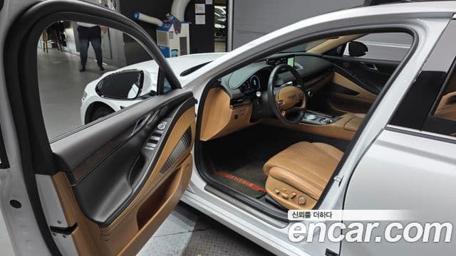 Genesis Electrified G80 2021 — фото 10 из 20