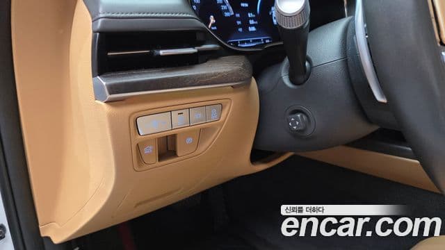 Genesis Electrified G80 2021 — фото 17 из 20