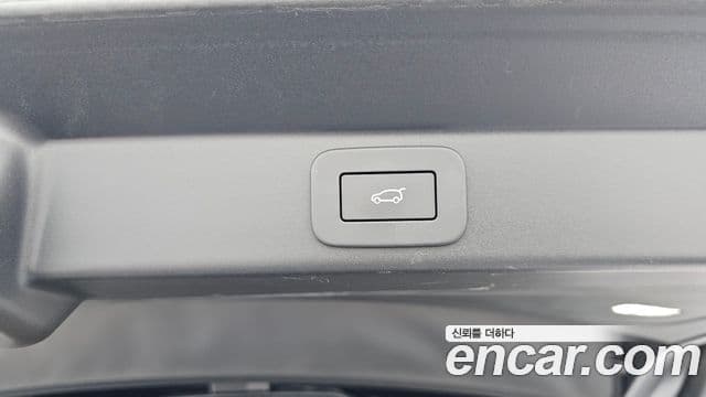 Land Rover Range Rover Sport 2025 — фото 18 из 20