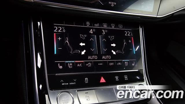 Audi A8 2019 — Фото 19/20
