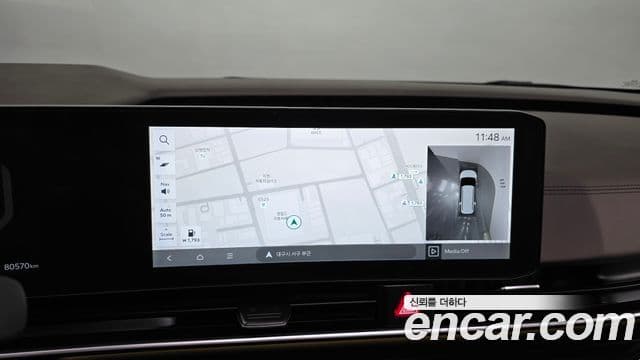 Kia Carnival 2024 — фото 14 из 20