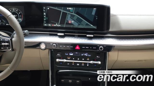 Kia Carnival 2022 — фото 15 из 20