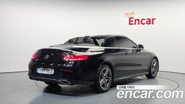 Mercedes-Benz C-Class 2021 — ფოტო 2/20