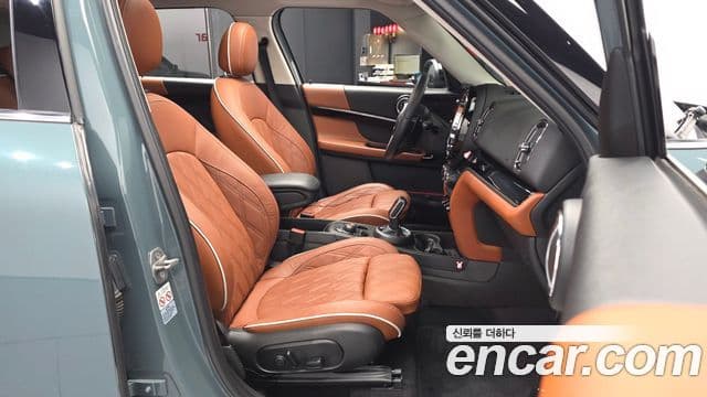 Mini Cooper S Countryman 2021 — ფოტო 11/20