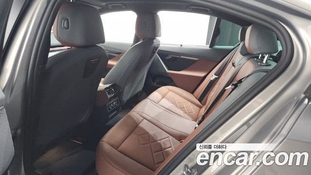 BMW 5 Series 2025 — Şəkil 5/20