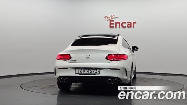 Mercedes-Benz C-Class 2018 — Фото 4/20