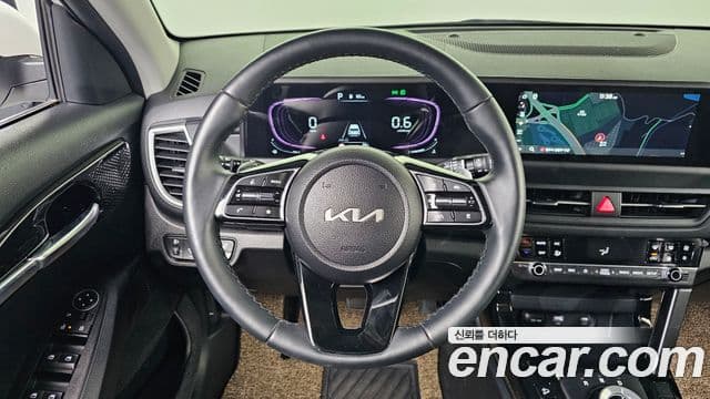 Kia Seltos 2022 — фото 14 из 20