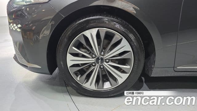 Kia K8 2022 — фото 5 из 20