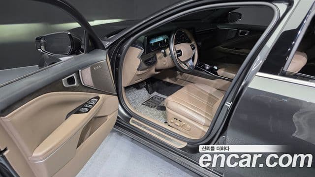 Kia K8 2022 — фото 10 из 20