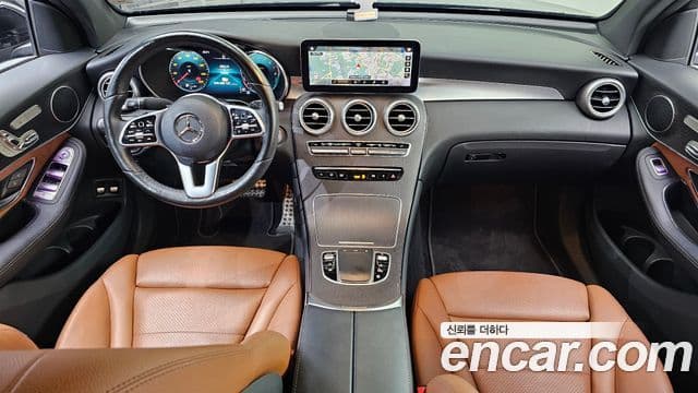 Mercedes-Benz GLC-Class 2021 — Şəkil 7/20